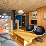 度假居 6 Person In Vaeggerlose Bøtø By