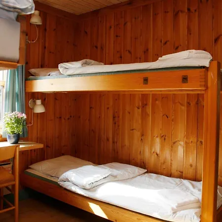 6 Person In Vaeggerlose * Bøtø By