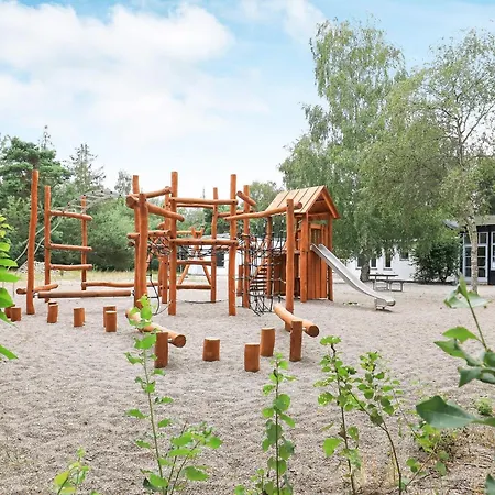 6 Person In Vaeggerlose Bøtø By