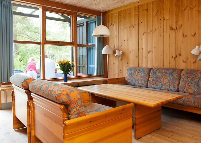 Holiday home 6 Person In Vaeggerlose *